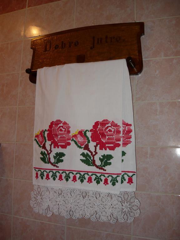 Country House Tunjina Kuca Stara Kapela Vendégház Pavlovci Kültér fotó