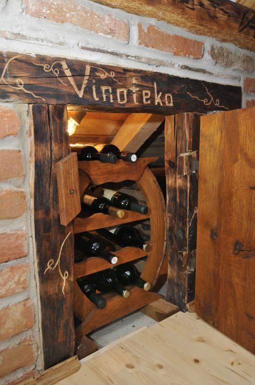 Country House Tunjina Kuca Stara Kapela Vendégház Pavlovci Kültér fotó