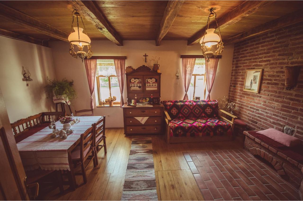 Country House Tunjina Kuca Stara Kapela Vendégház Pavlovci Kültér fotó