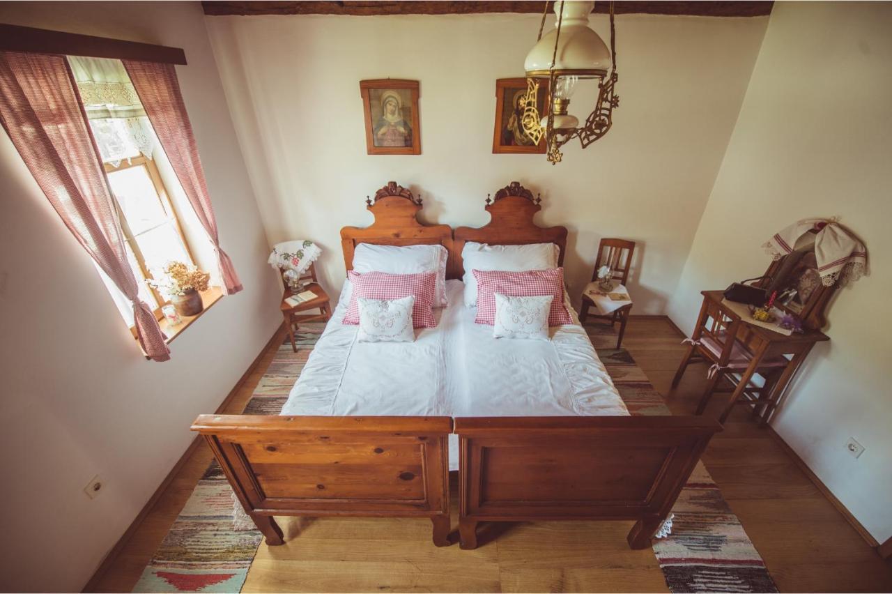 Country House Tunjina Kuca Stara Kapela Vendégház Pavlovci Kültér fotó